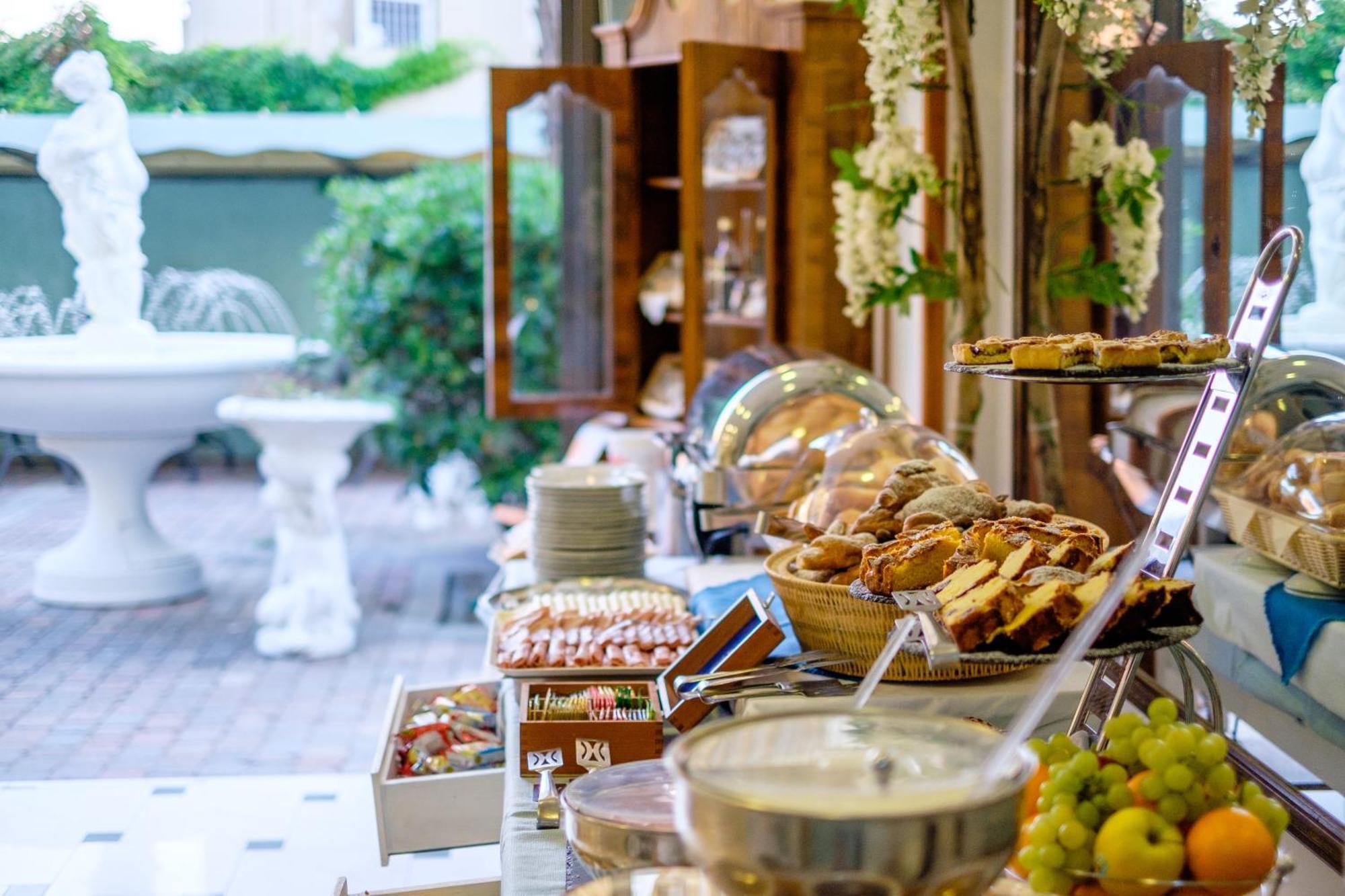 Hotel Bristol Μπελάρια-Ιτζέα Μαρίνα Εξωτερικό φωτογραφία